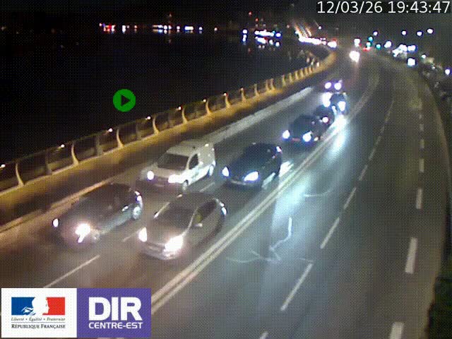 Webcam sur le quai Parjot à Vienne, aux Portes de Lyon, sur la Nationale 7, à la jonction avec le boulevard du Rhône-nord (D1407), caméra orientée vers Lyon