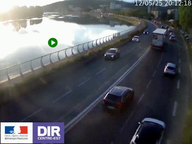 <h2>Webcam sur le quai Parjot à Vienne, aux Portes de Lyon, sur la Nationale 7, à la jonction avec le boulevard du Rhône-nord (D1407), caméra orientée vers Lyon</h2>