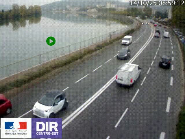 <h2>Webcam sur le quai Parjot à Vienne, aux Portes de Lyon, sur la Nationale 7, à la jonction avec le boulevard du Rhône-nord (D1407), caméra orientée vers Lyon</h2>