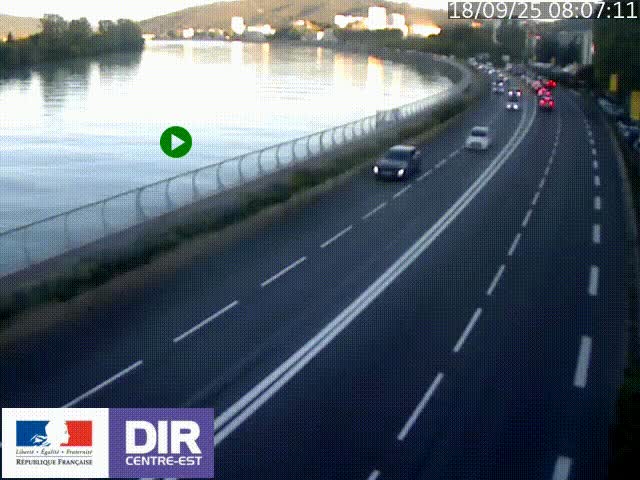 <h2>Webcam sur le quai Parjot à Vienne, aux Portes de Lyon, sur la Nationale 7, à la jonction avec le boulevard du Rhône-nord (D1407), caméra orientée vers Lyon</h2>