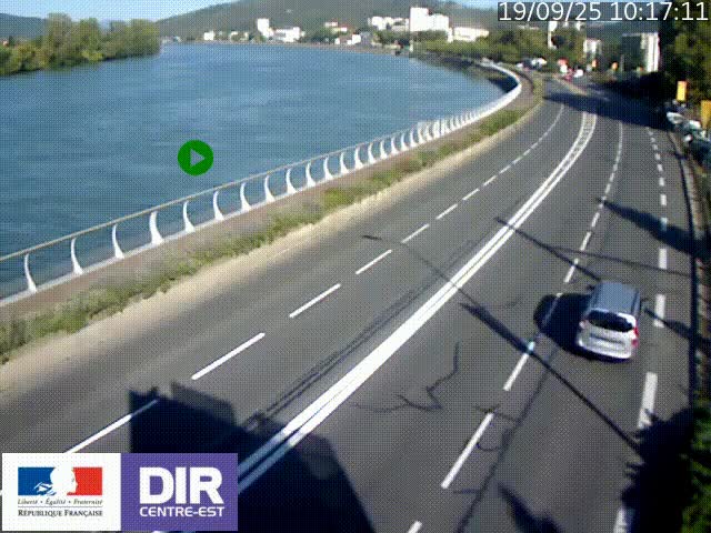 <h2>Webcam sur le quai Parjot à Vienne, aux Portes de Lyon, sur la Nationale 7, à la jonction avec le boulevard du Rhône-nord (D1407), caméra orientée vers Lyon</h2>