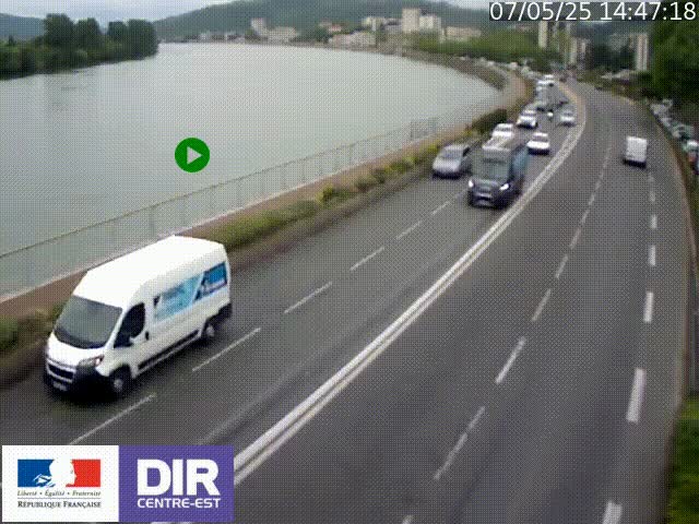 Webcam sur le quai Parjot à Vienne, aux Portes de Lyon, sur la Nationale 7, à la jonction avec le boulevard du Rhône-nord (D1407), caméra orientée vers Lyon