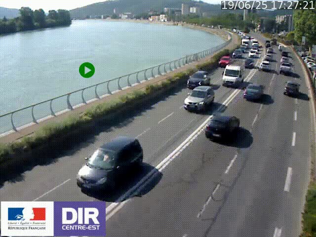Webcam sur le quai Parjot à Vienne, aux Portes de Lyon, sur la Nationale 7, à la jonction avec le boulevard du Rhône-nord (D1407), caméra orientée vers Lyon