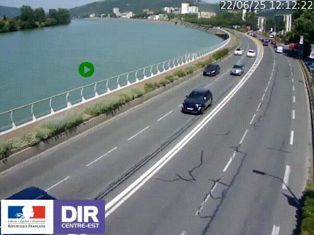 Webcam sur le quai Parjot à Vienne, aux Portes de Lyon, sur la Nationale 7, à la jonction avec le boulevard du Rhône-nord (D1407), caméra orientée vers Lyon