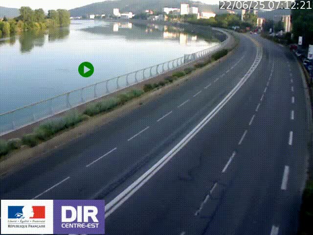 Webcam sur le quai Parjot à Vienne, aux Portes de Lyon, sur la Nationale 7, à la jonction avec le boulevard du Rhône-nord (D1407), caméra orientée vers Lyon
