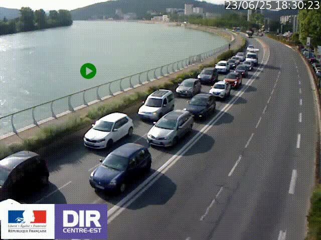 Webcam sur le quai Parjot à Vienne, aux Portes de Lyon, sur la Nationale 7, à la jonction avec le boulevard du Rhône-nord (D1407), caméra orientée vers Lyon