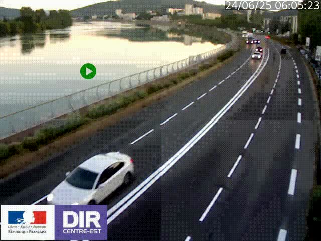 Webcam sur le quai Parjot à Vienne, aux Portes de Lyon, sur la Nationale 7, à la jonction avec le boulevard du Rhône-nord (D1407), caméra orientée vers Lyon