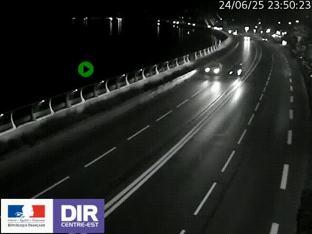 Webcam sur le quai Parjot à Vienne, aux Portes de Lyon, sur la Nationale 7, à la jonction avec le boulevard du Rhône-nord (D1407), caméra orientée vers Lyon