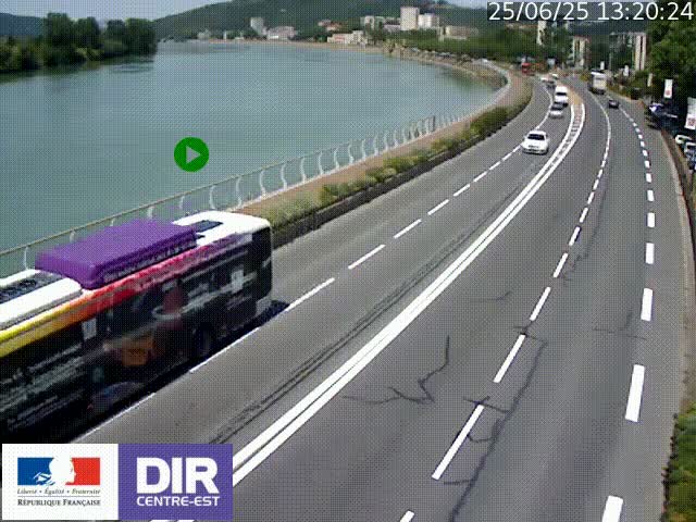 Webcam sur le quai Parjot à Vienne, aux Portes de Lyon, sur la Nationale 7, à la jonction avec le boulevard du Rhône-nord (D1407), caméra orientée vers Lyon