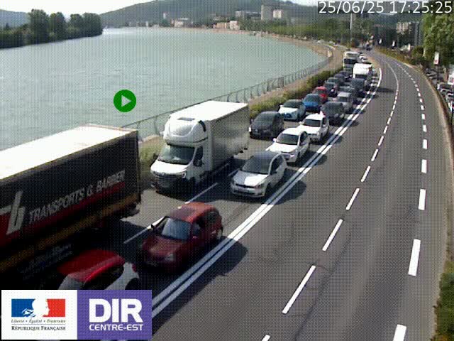 Webcam sur le quai Parjot à Vienne, aux Portes de Lyon, sur la Nationale 7, à la jonction avec le boulevard du Rhône-nord (D1407), caméra orientée vers Lyon