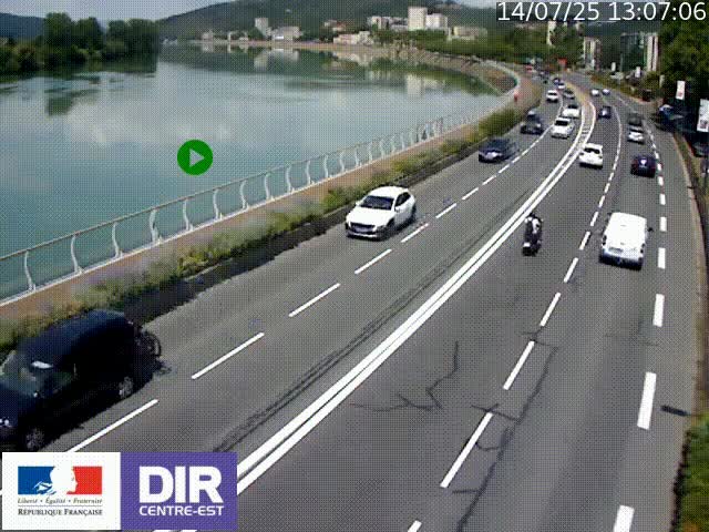 Webcam sur le quai Parjot à Vienne, aux Portes de Lyon, sur la Nationale 7, à la jonction avec le boulevard du Rhône-nord (D1407), caméra orientée vers Lyon