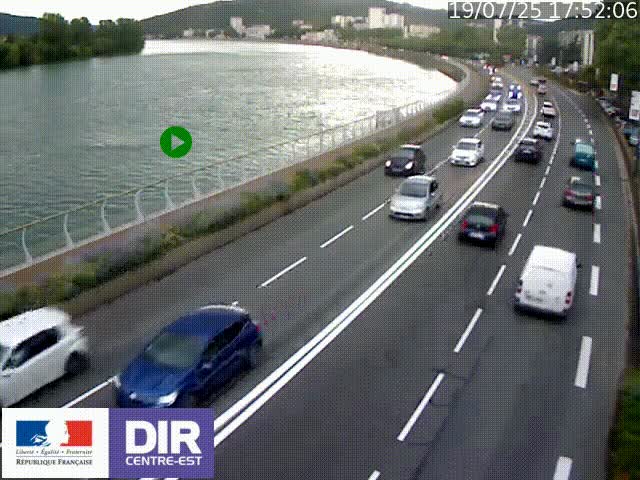 Webcam sur le quai Parjot à Vienne, aux Portes de Lyon, sur la Nationale 7, à la jonction avec le boulevard du Rhône-nord (D1407), caméra orientée vers Lyon
