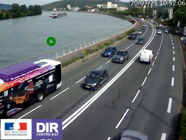 Webcam sur le quai Parjot à Vienne, aux Portes de Lyon, sur la Nationale 7, à la jonction avec le boulevard du Rhône-nord (D1407), caméra orientée vers Lyon