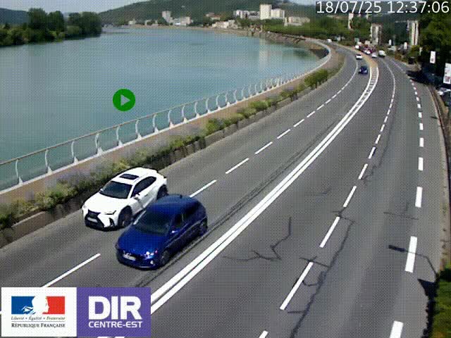 Webcam sur le quai Parjot à Vienne, aux Portes de Lyon, sur la Nationale 7, à la jonction avec le boulevard du Rhône-nord (D1407), caméra orientée vers Lyon