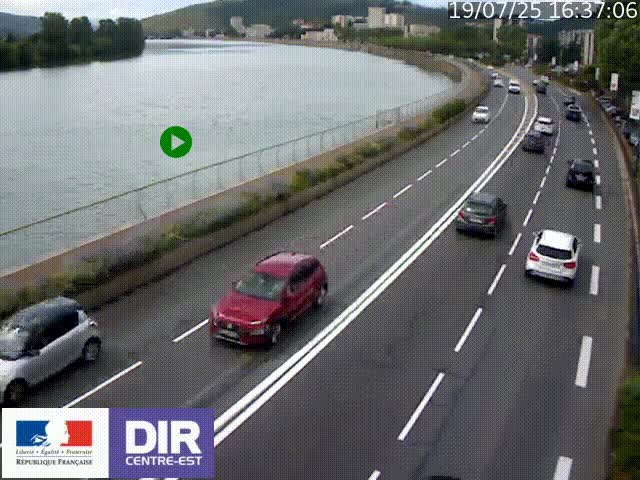 Webcam sur le quai Parjot à Vienne, aux Portes de Lyon, sur la Nationale 7, à la jonction avec le boulevard du Rhône-nord (D1407), caméra orientée vers Lyon