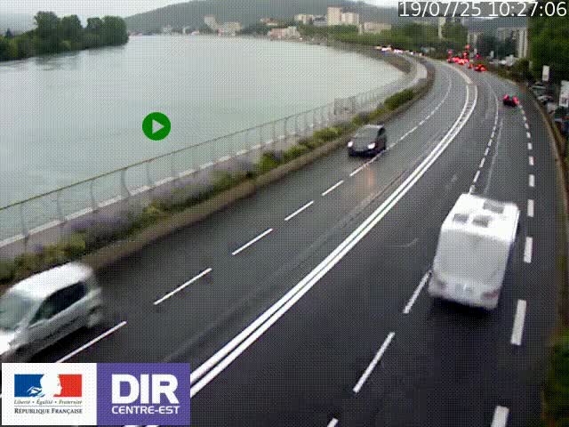 Webcam sur le quai Parjot à Vienne, aux Portes de Lyon, sur la Nationale 7, à la jonction avec le boulevard du Rhône-nord (D1407), caméra orientée vers Lyon