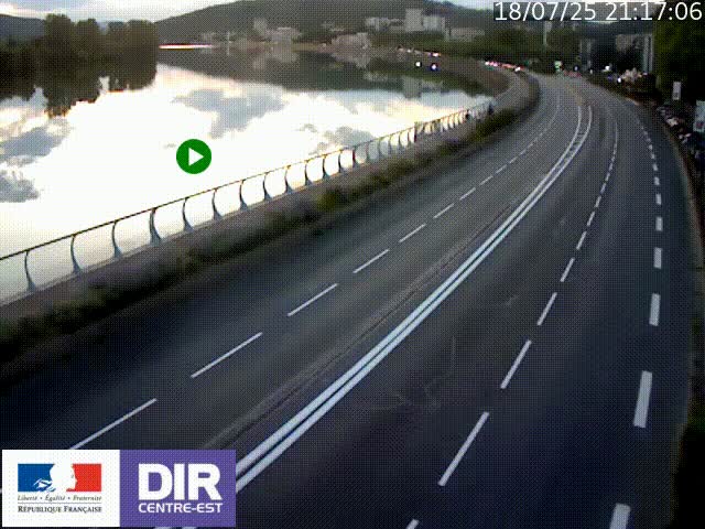 Webcam sur le quai Parjot à Vienne, aux Portes de Lyon, sur la Nationale 7, à la jonction avec le boulevard du Rhône-nord (D1407), caméra orientée vers Lyon