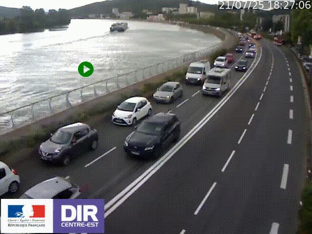 Webcam sur le quai Parjot à Vienne, aux Portes de Lyon, sur la Nationale 7, à la jonction avec le boulevard du Rhône-nord (D1407), caméra orientée vers Lyon