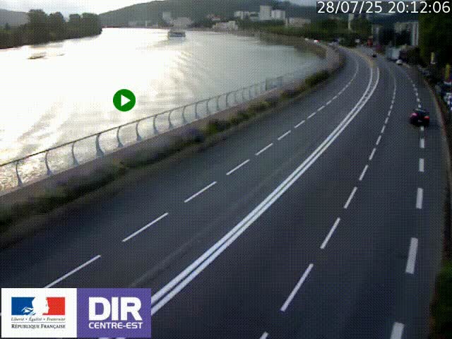 Webcam sur le quai Parjot à Vienne, aux Portes de Lyon, sur la Nationale 7, à la jonction avec le boulevard du Rhône-nord (D1407), caméra orientée vers Lyon