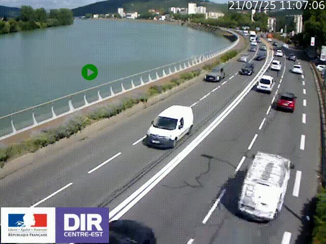 Webcam sur le quai Parjot à Vienne, aux Portes de Lyon, sur la Nationale 7, à la jonction avec le boulevard du Rhône-nord (D1407), caméra orientée vers Lyon