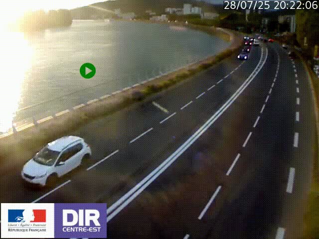 Webcam sur le quai Parjot à Vienne, aux Portes de Lyon, sur la Nationale 7, à la jonction avec le boulevard du Rhône-nord (D1407), caméra orientée vers Lyon