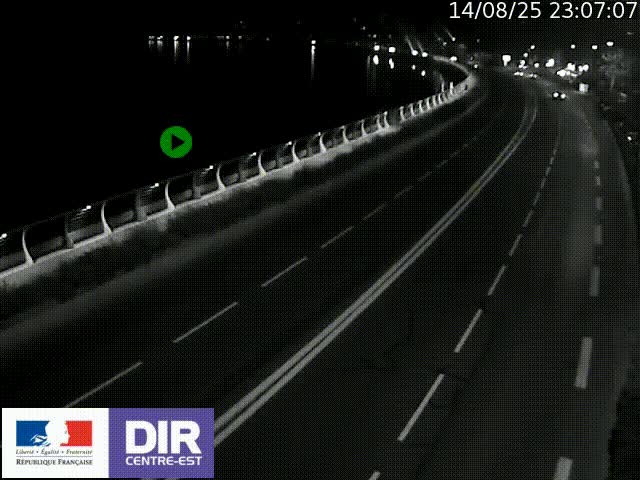 Webcam sur le quai Parjot à Vienne, aux Portes de Lyon, sur la Nationale 7, à la jonction avec le boulevard du Rhône-nord (D1407), caméra orientée vers Lyon