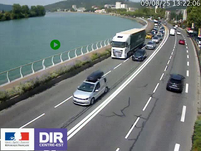 Webcam sur le quai Parjot à Vienne, aux Portes de Lyon, sur la Nationale 7, à la jonction avec le boulevard du Rhône-nord (D1407), caméra orientée vers Lyon