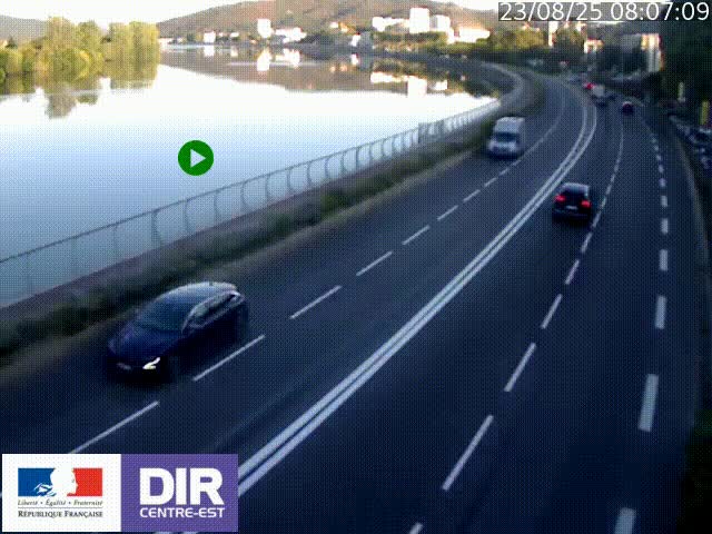 Webcam sur le quai Parjot à Vienne, aux Portes de Lyon, sur la Nationale 7, à la jonction avec le boulevard du Rhône-nord (D1407), caméra orientée vers Lyon