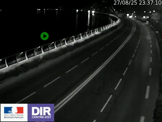 Webcam sur le quai Parjot à Vienne, aux Portes de Lyon, sur la Nationale 7, à la jonction avec le boulevard du Rhône-nord (D1407), caméra orientée vers Lyon