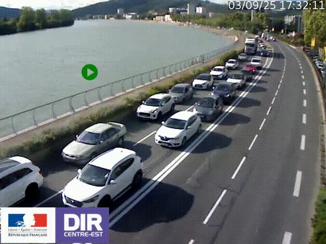 Webcam sur le quai Parjot à Vienne, aux Portes de Lyon, sur la Nationale 7, à la jonction avec le boulevard du Rhône-nord (D1407), caméra orientée vers Lyon