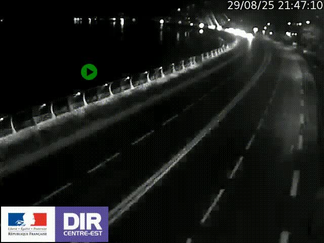 Webcam sur le quai Parjot à Vienne, aux Portes de Lyon, sur la Nationale 7, à la jonction avec le boulevard du Rhône-nord (D1407), caméra orientée vers Lyon