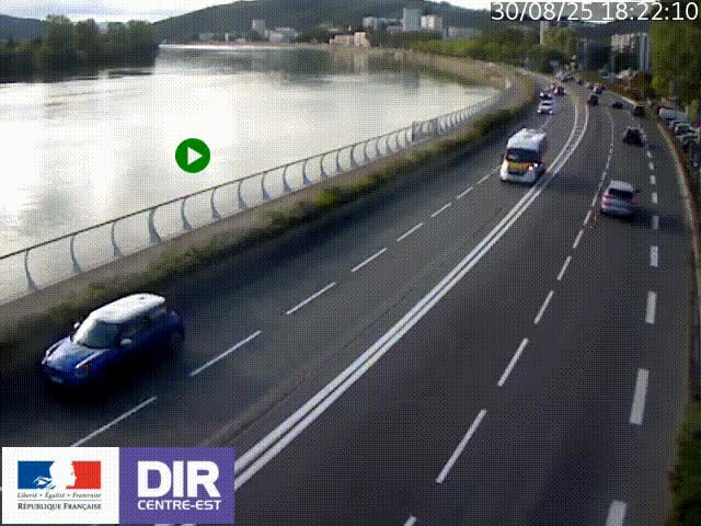Webcam sur le quai Parjot à Vienne, aux Portes de Lyon, sur la Nationale 7, à la jonction avec le boulevard du Rhône-nord (D1407), caméra orientée vers Lyon