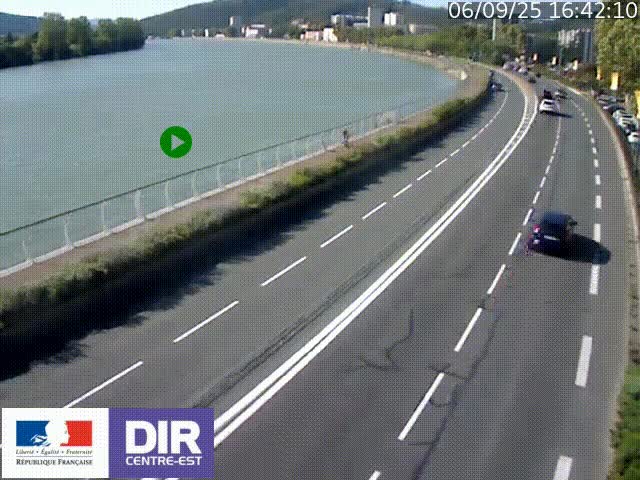 Webcam sur le quai Parjot à Vienne, aux Portes de Lyon, sur la Nationale 7, à la jonction avec le boulevard du Rhône-nord (D1407), caméra orientée vers Lyon