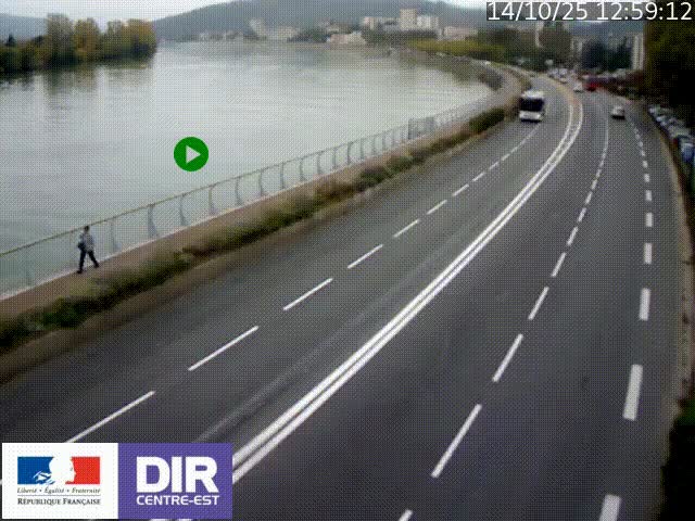 Webcam sur le quai Parjot à Vienne, aux Portes de Lyon, sur la Nationale 7, à la jonction avec le boulevard du Rhône-nord (D1407), caméra orientée vers Lyon
