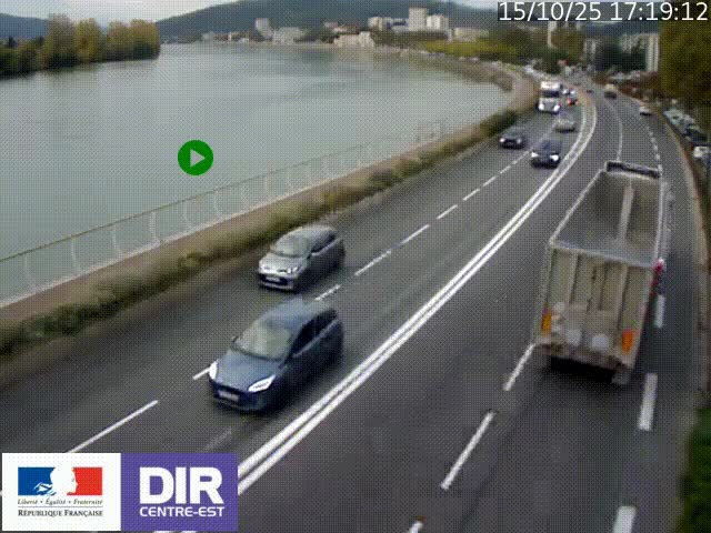 Webcam sur le quai Parjot à Vienne, aux Portes de Lyon, sur la Nationale 7, à la jonction avec le boulevard du Rhône-nord (D1407), caméra orientée vers Lyon