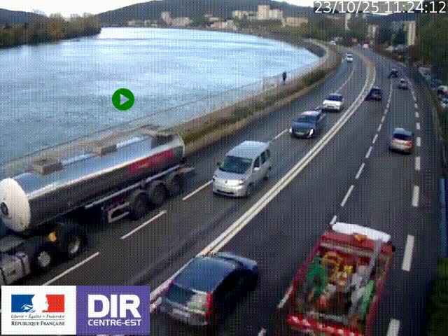 Webcam sur le quai Parjot à Vienne, aux Portes de Lyon, sur la Nationale 7, à la jonction avec le boulevard du Rhône-nord (D1407), caméra orientée vers Lyon