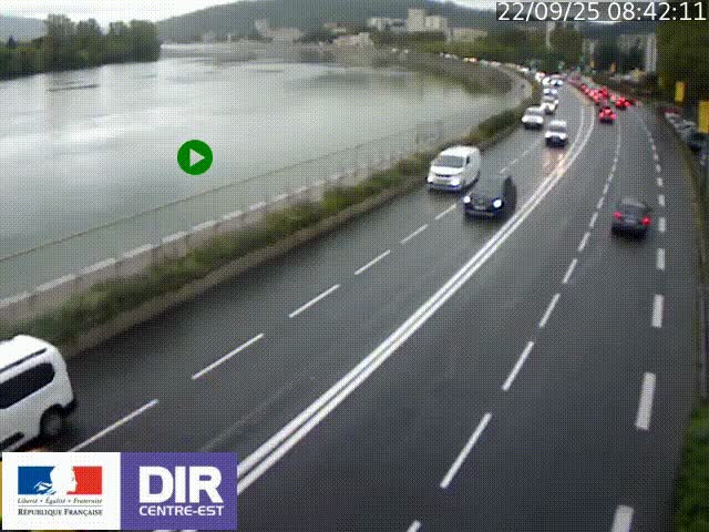 <h2>Webcam sur le quai Parjot à Vienne, aux Portes de Lyon, sur la Nationale 7, à la jonction avec le boulevard du Rhône-nord (D1407), caméra orientée vers Lyon</h2>