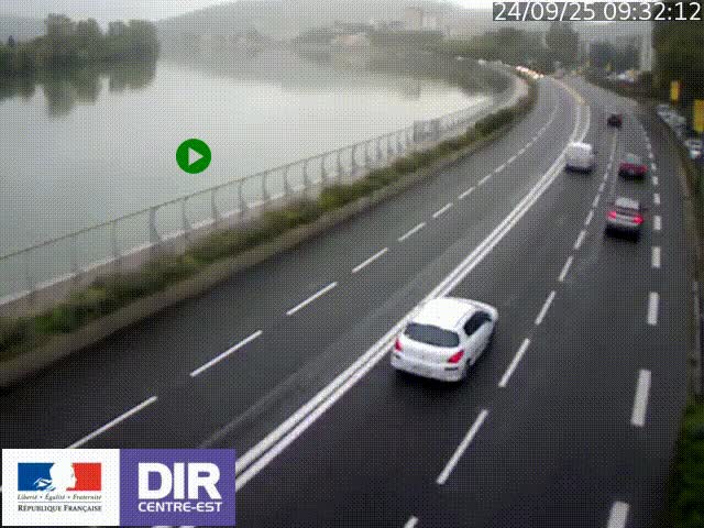 <h2>Webcam sur le quai Parjot à Vienne, aux Portes de Lyon, sur la Nationale 7, à la jonction avec le boulevard du Rhône-nord (D1407), caméra orientée vers Lyon</h2>