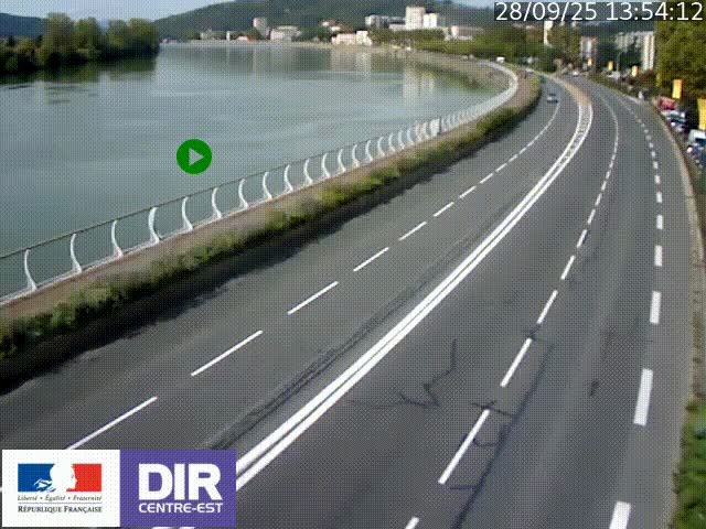 <h2>Webcam sur le quai Parjot à Vienne, aux Portes de Lyon, sur la Nationale 7, à la jonction avec le boulevard du Rhône-nord (D1407), caméra orientée vers Lyon</h2>
