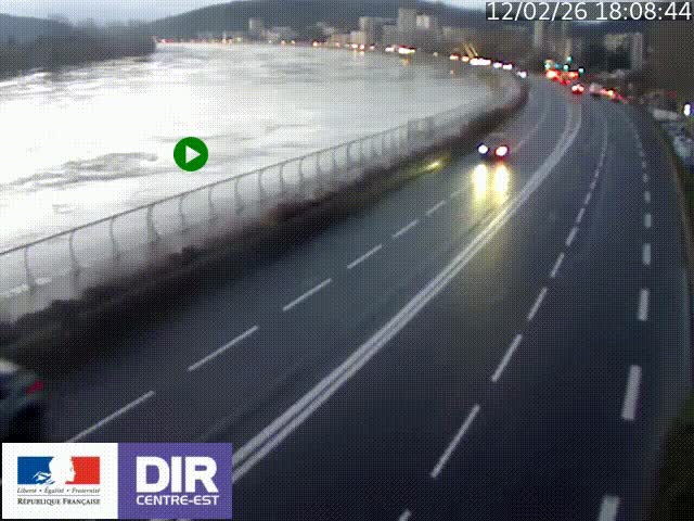 <h2>Webcam sur le quai Parjot à Vienne, aux Portes de Lyon, sur la Nationale 7, à la jonction avec le boulevard du Rhône-nord (D1407), caméra orientée vers Lyon</h2>