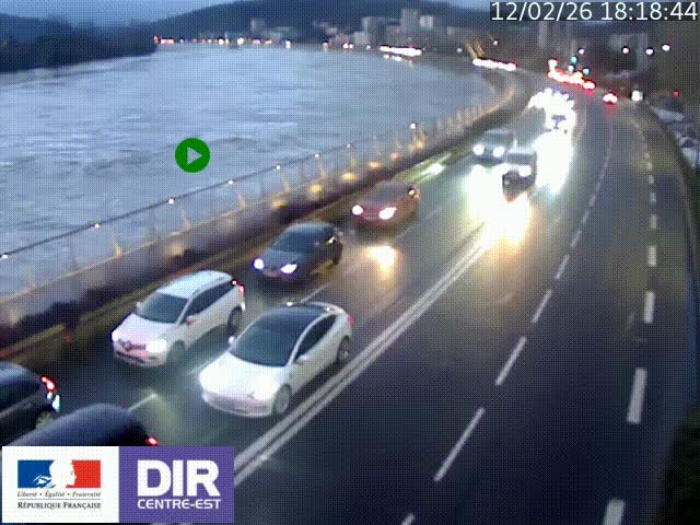 <h2>Webcam sur le quai Parjot à Vienne, aux Portes de Lyon, sur la Nationale 7, à la jonction avec le boulevard du Rhône-nord (D1407), caméra orientée vers Lyon</h2>