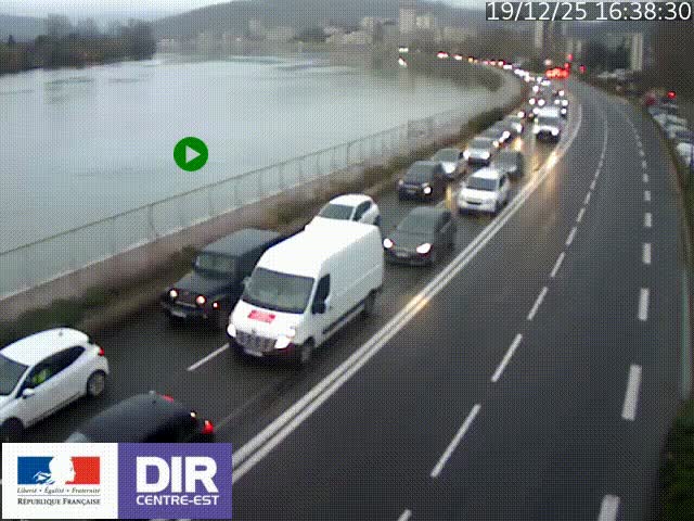 <h2>Webcam sur le quai Parjot à Vienne, aux Portes de Lyon, sur la Nationale 7, à la jonction avec le boulevard du Rhône-nord (D1407), caméra orientée vers Lyon</h2>