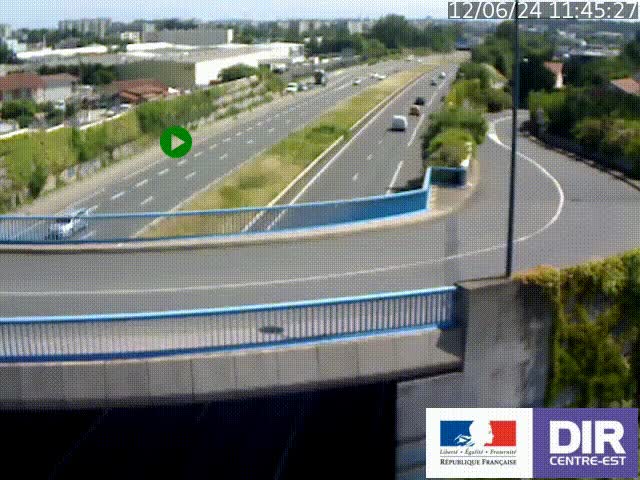 Clone of Caméra de circulation sur A7 à Lyon Perrache vers Marseille, le long du Rhône