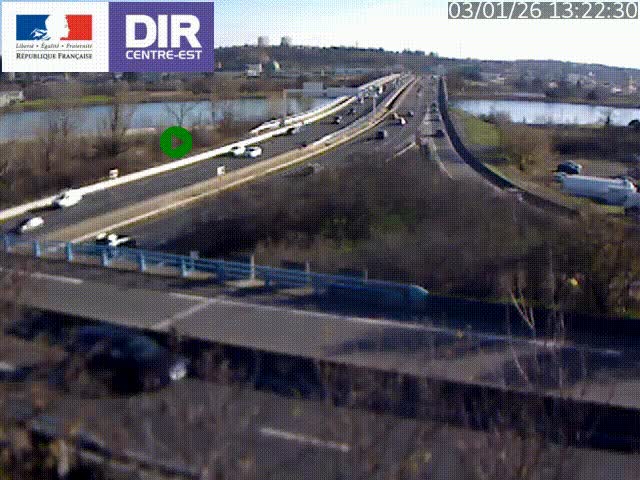 Clone of Caméra de circulation sur A7 à Lyon Perrache vers Marseille, le long du Rhône