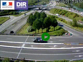 <h2>Webcam traffic à Grenoble-sud sur l'autoroute A480. Vue orientée vers l'entrée et la sortie de Grenoble</h2>