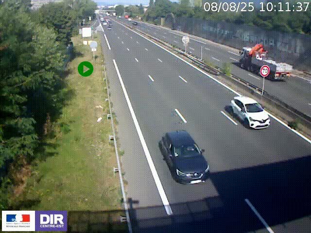 Webcam à Bron sur l'A43 à la jonction avec le boulevard périphérique de Lyon (D383). Vue orientée vers Lyon