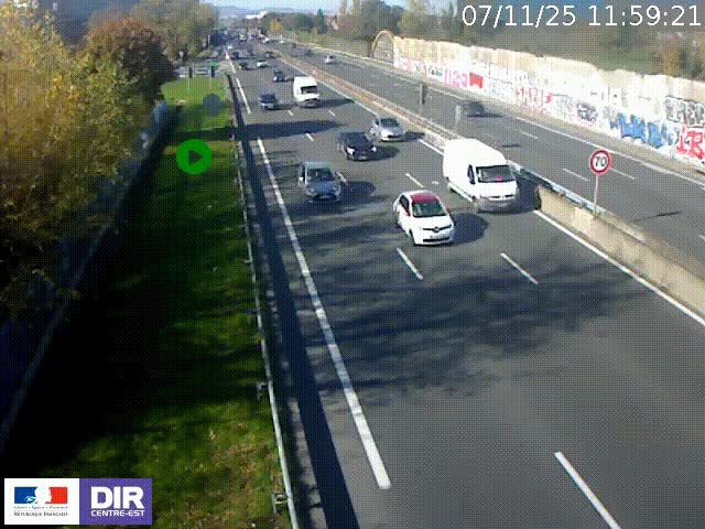 <h2>Webcam à Bron sur l'A43 à la jonction avec le boulevard périphérique de Lyon (D383). Vue orientée vers Lyon</h2>