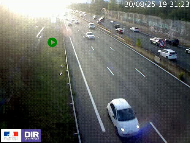 <h2>Webcam à Bron sur l'A43 à la jonction avec le boulevard périphérique de Lyon (D383). Vue orientée vers Lyon</h2>