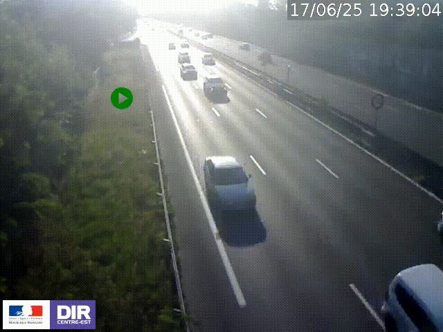 Webcam à Bron sur l'A43 à la jonction avec le boulevard périphérique de Lyon (D383). Vue orientée vers Lyon