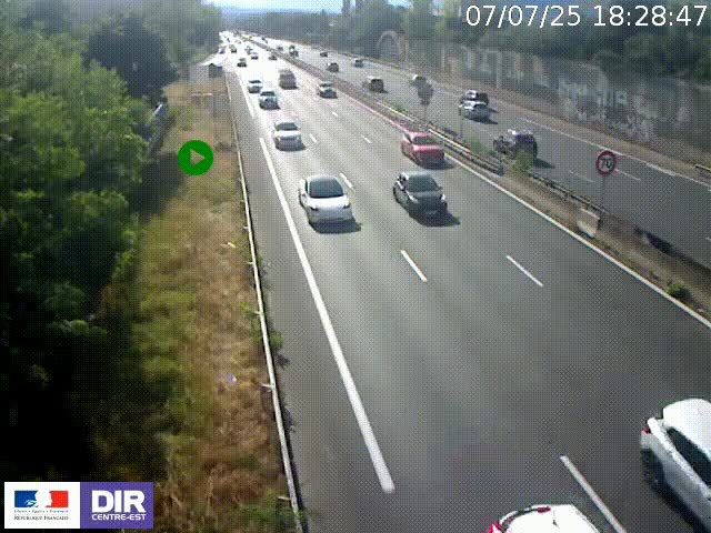 Webcam à Bron sur l'A43 à la jonction avec le boulevard périphérique de Lyon (D383). Vue orientée vers Lyon